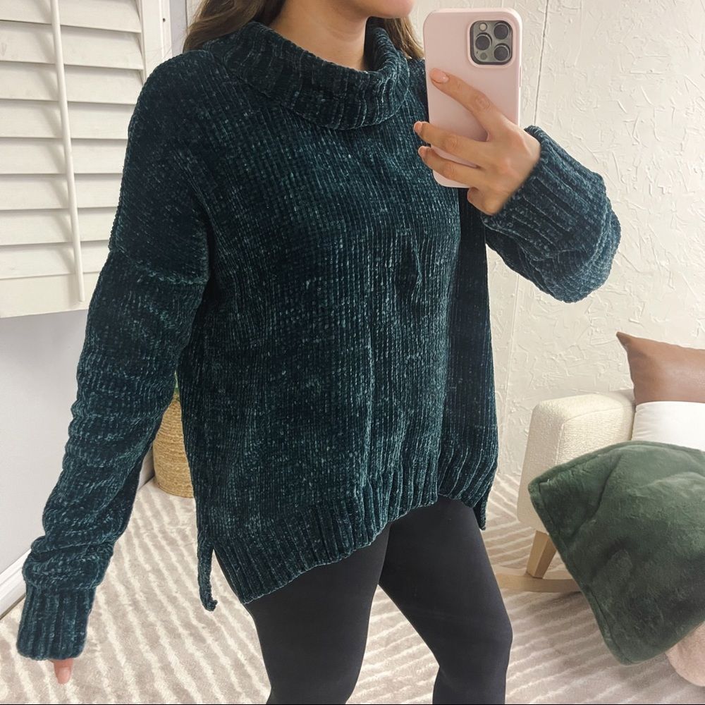 New Marled Reunited Cowl Turtleneck Evergreen Chenille Knit Sweater Green